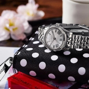 Relojes, joyas y complementos