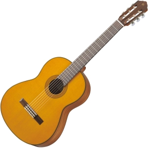 Guitarra Yamaha CG142C