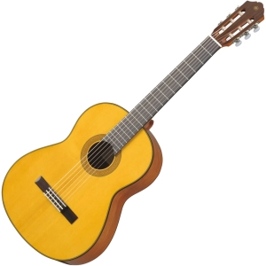 Guitarra Yamaha CG142S