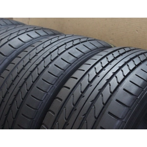 Yokohama Advan A10A 215/45 R18 89W